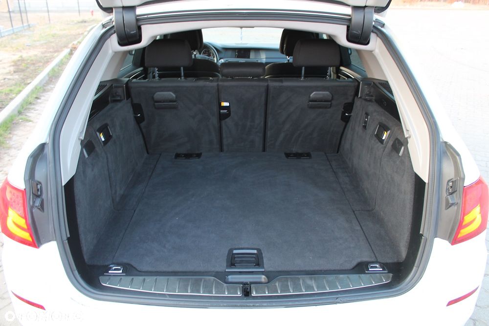 BMW Seria 5 520d - 14