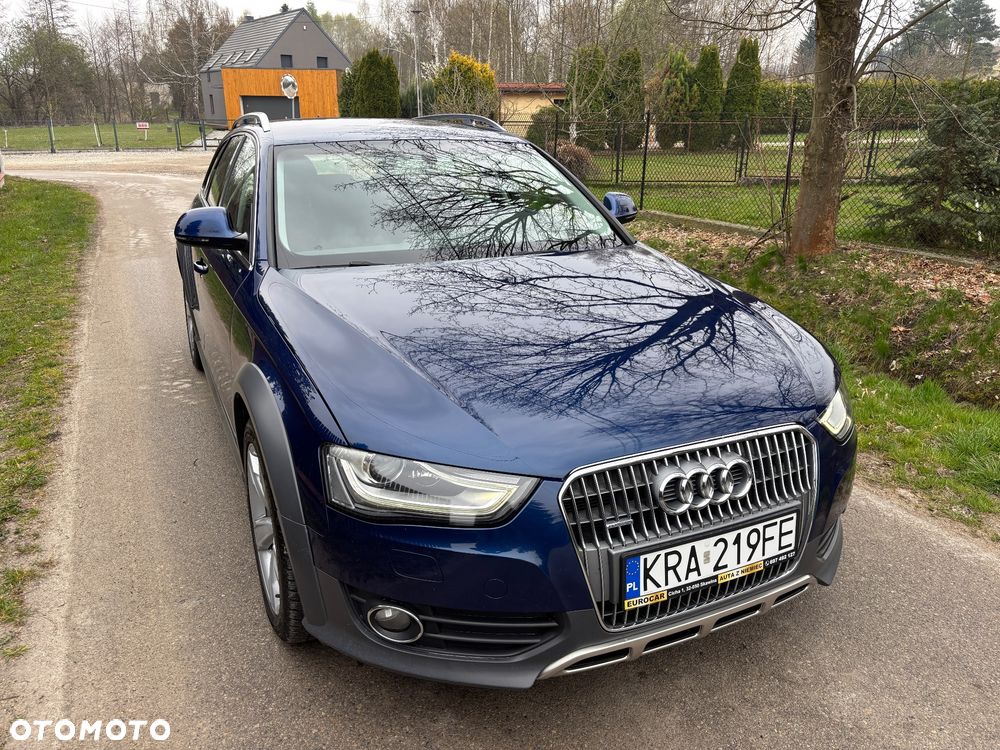 Audi A4 Allroad - 2