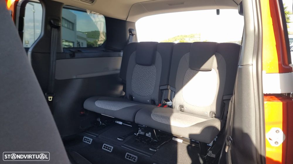 VW ID.Buzz 91 kWh Pro - 13