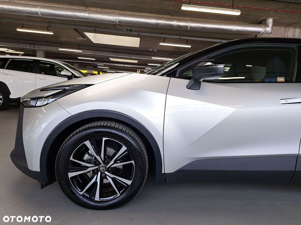 Toyota C-HR - 36