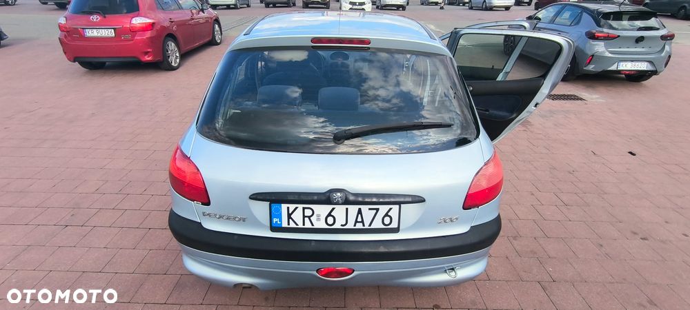 Peugeot 206 - 8