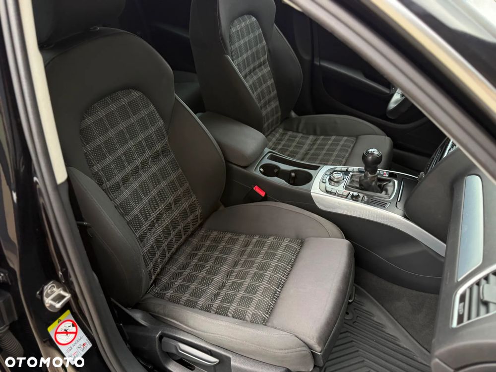 Audi A4 Limousine 2.0 TDI DPF Ambiente - 34