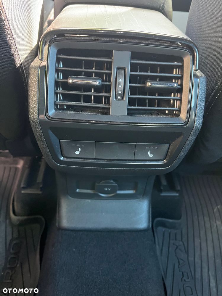 Skoda Karoq 1.5 TSI ACT Sportline DSG - 17