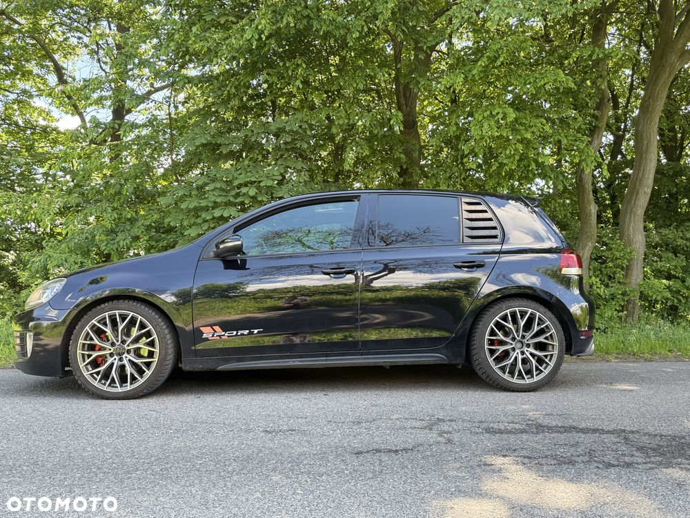 Volkswagen Golf - 4