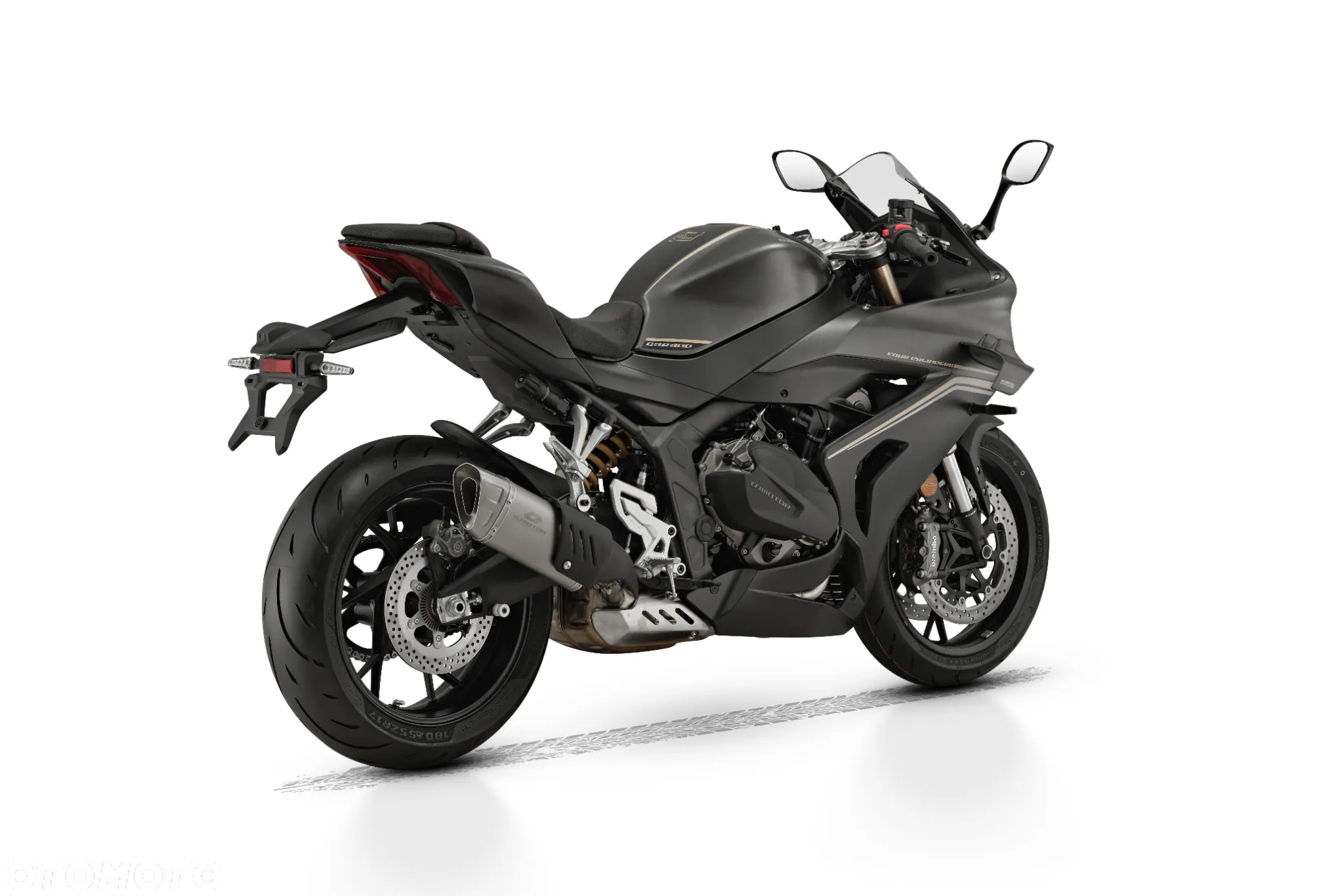 QJMOTOR SRK 800RR - 9