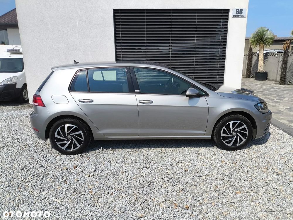 Volkswagen Golf - 7