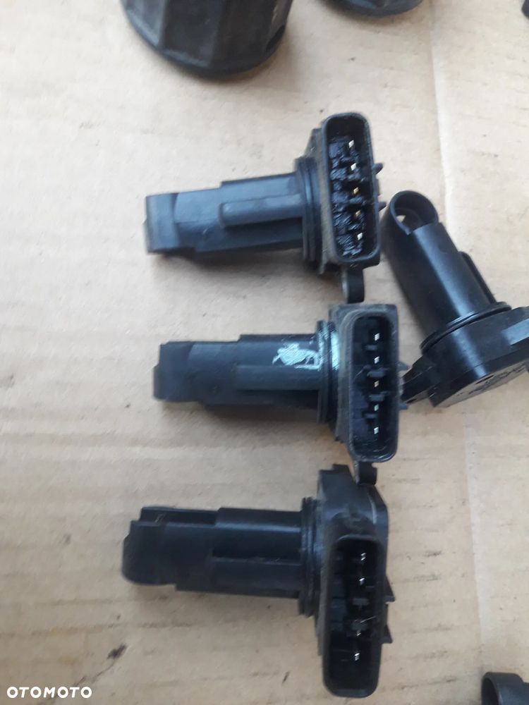 Mazda 3  5  6 GG GH  MPV  2.0 2.2 citd Przepływomirz Powietrza  ZL01 - 1