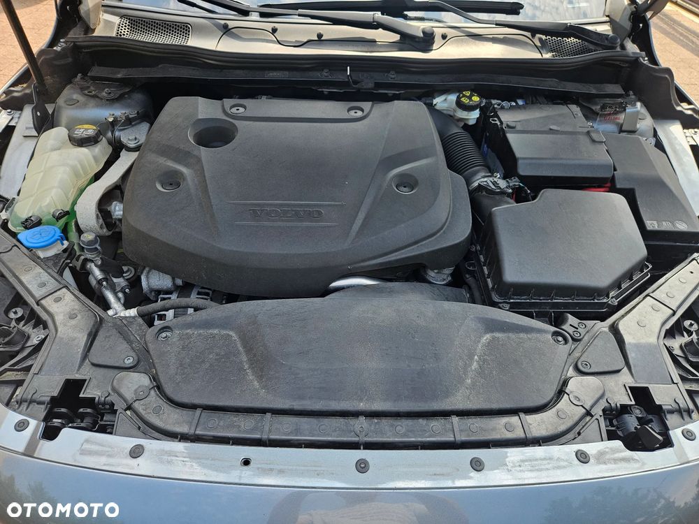 Volvo V40 D2 Momentum - 22