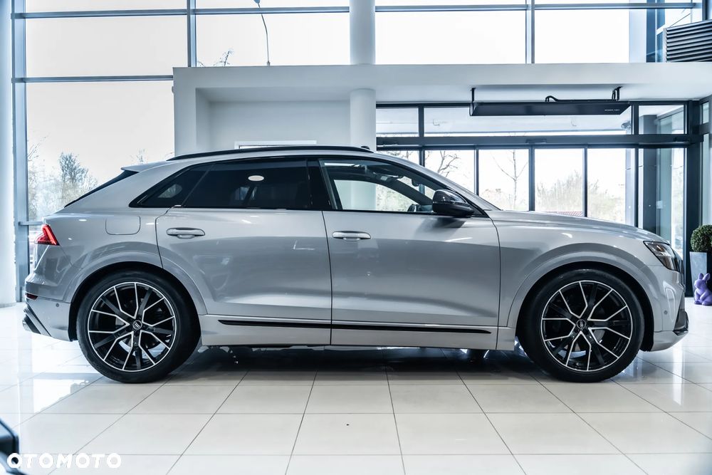 Audi SQ8 - 16