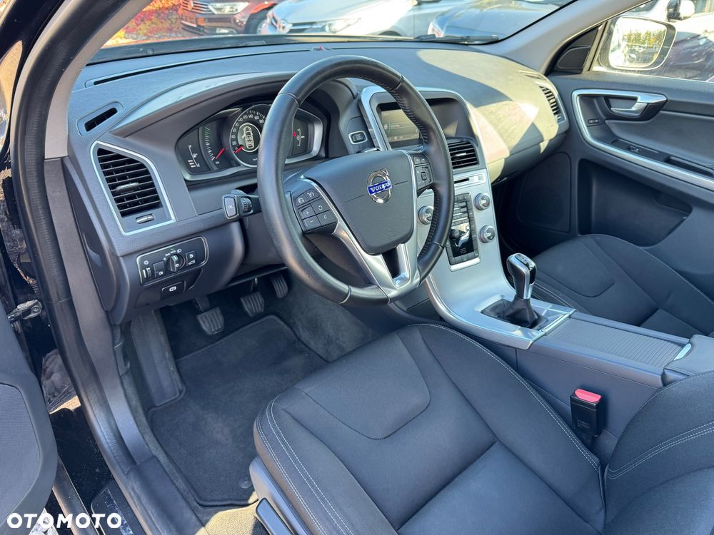 Volvo XC 60 D4 Drive-E Momentum - 20