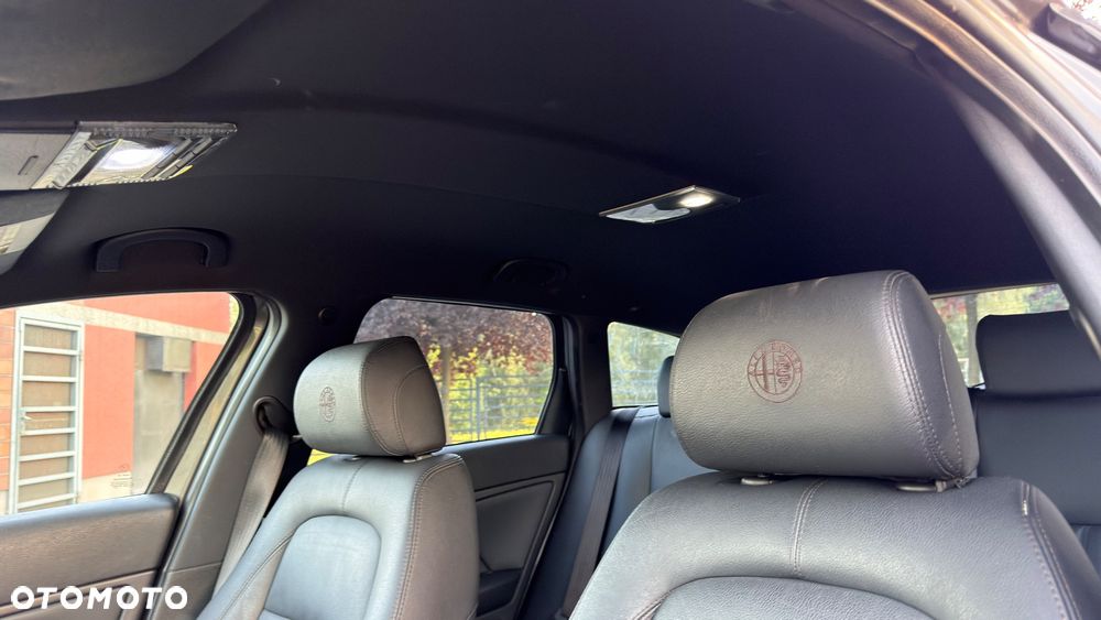 Alfa Romeo 159 1.9 JTDM 8V DPF - 22