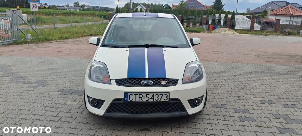 Ford Fiesta - 5