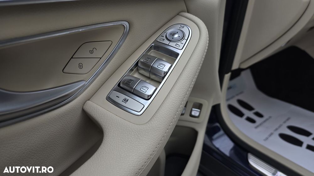 Mercedes-Benz GLC 300 e 4MATIC - 12