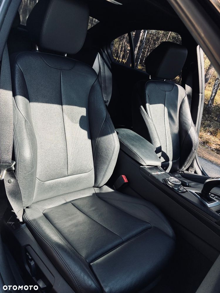 BMW Seria 3 335xi - 15