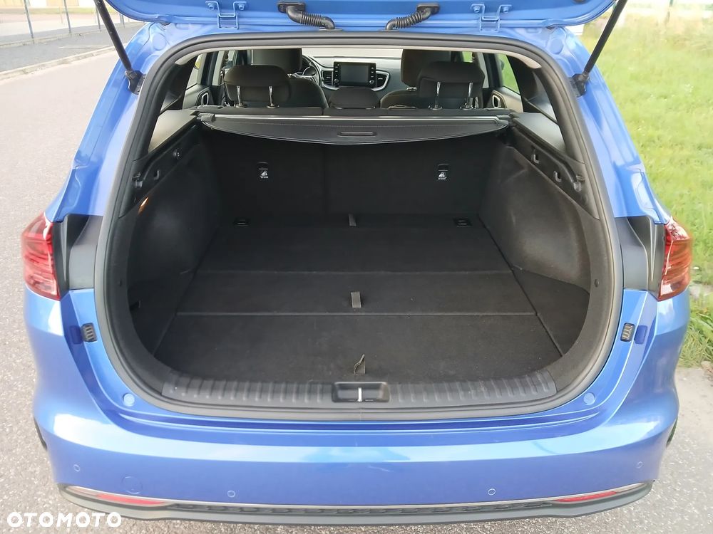Kia Ceed 1.5 T-GDI M - 17
