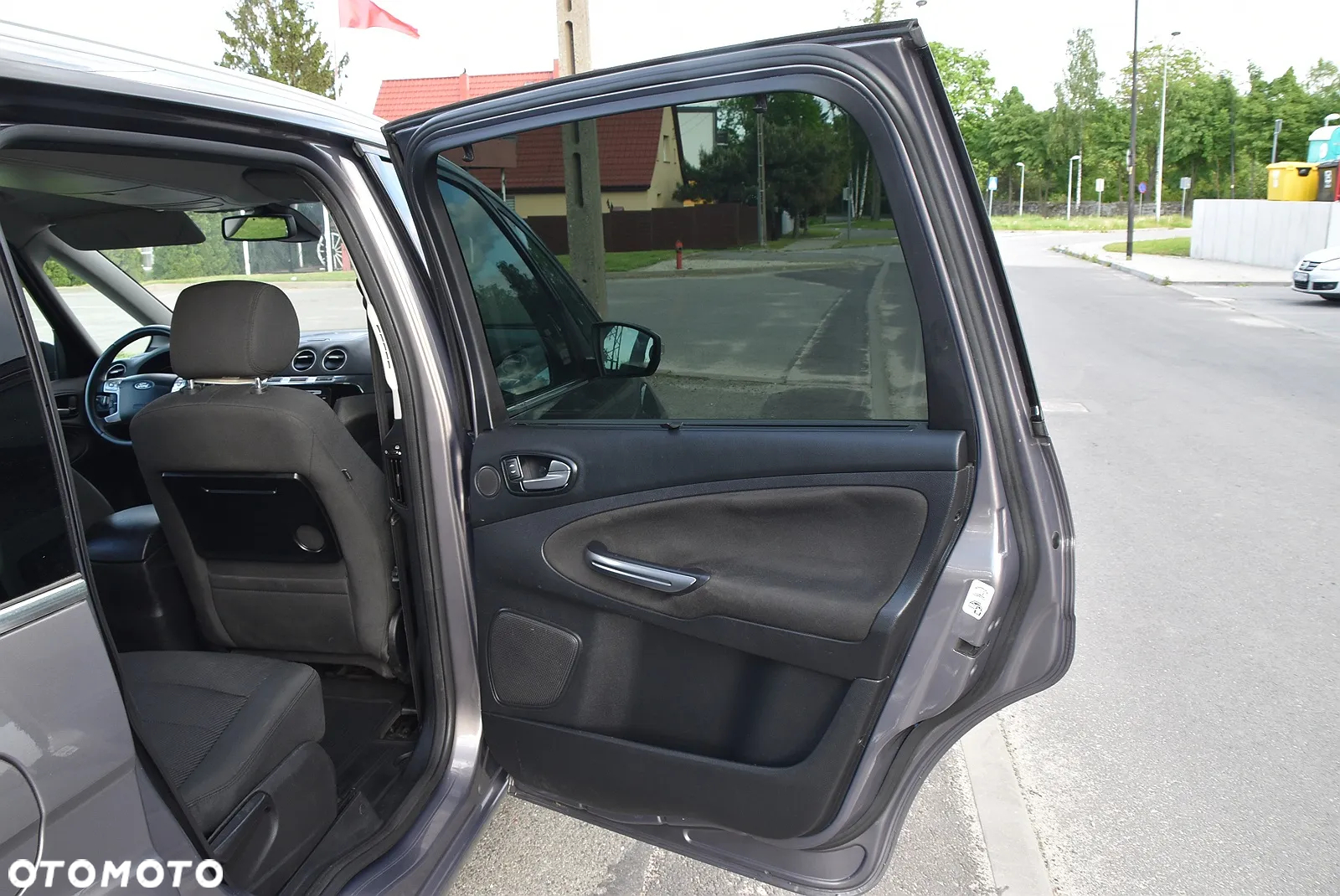 Ford Galaxy - 20