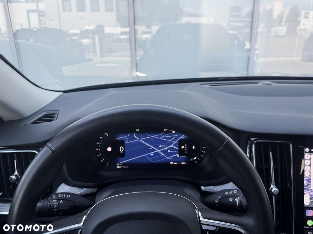 Volvo V60 Cross Country - 10