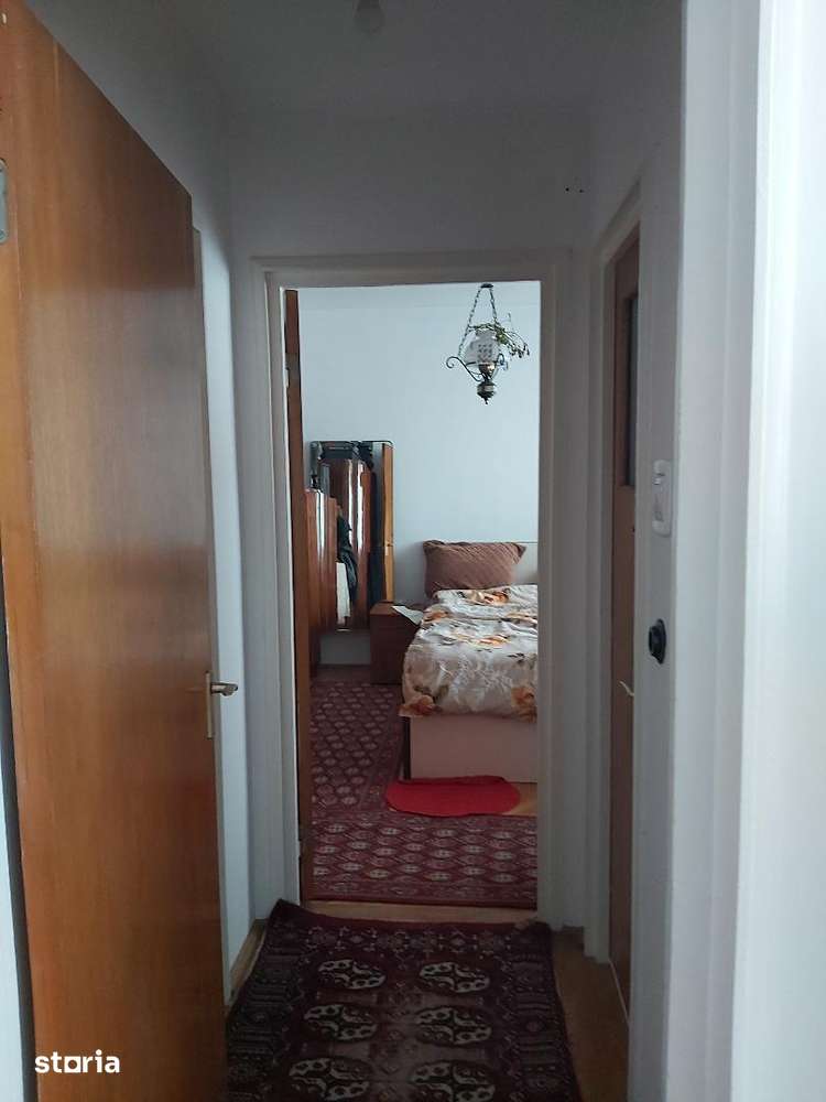Apartament 3 camere spațios | Centrul Civic | 2 balcoane - Imagine principală: 4/4