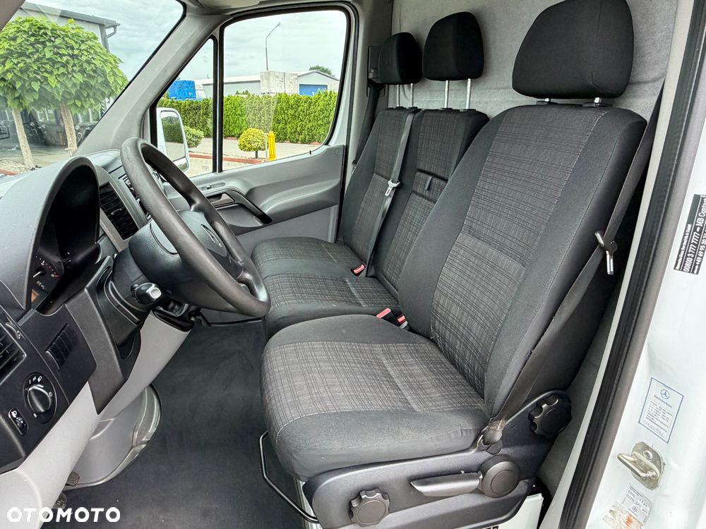 Mercedes-Benz Sprinter - 6