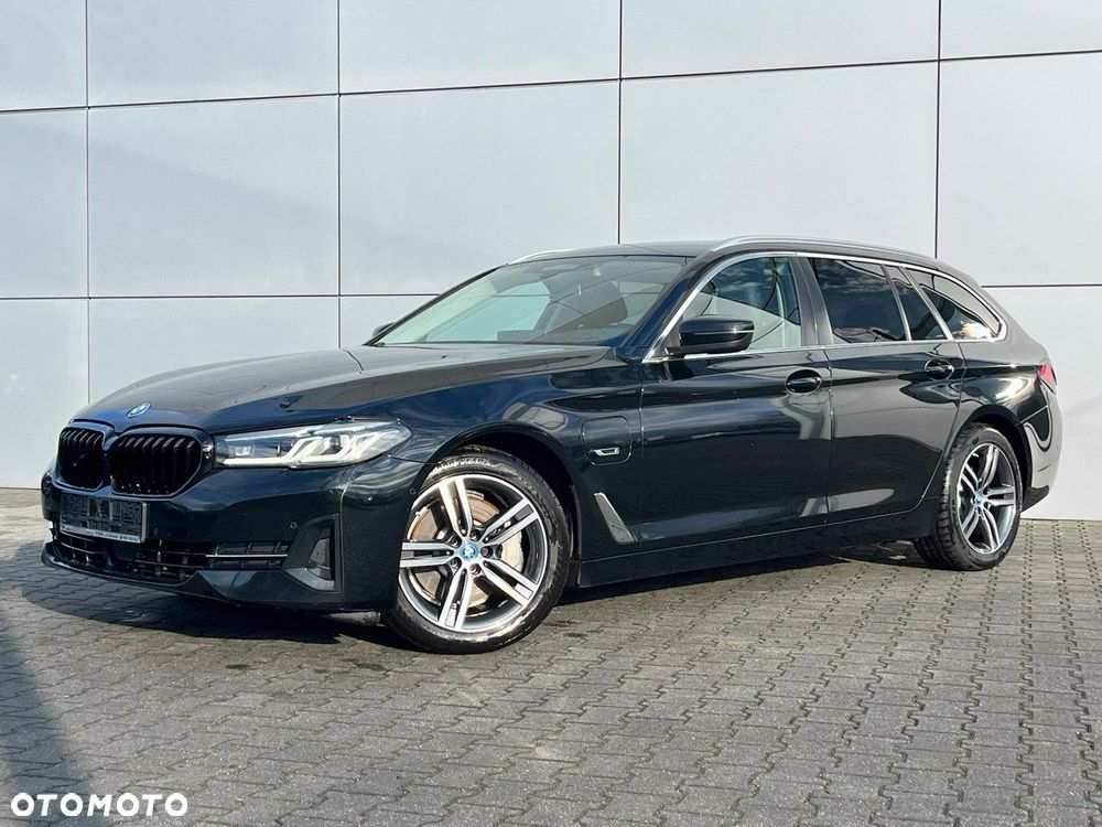 BMW Seria 5 530e Luxury Line - 2