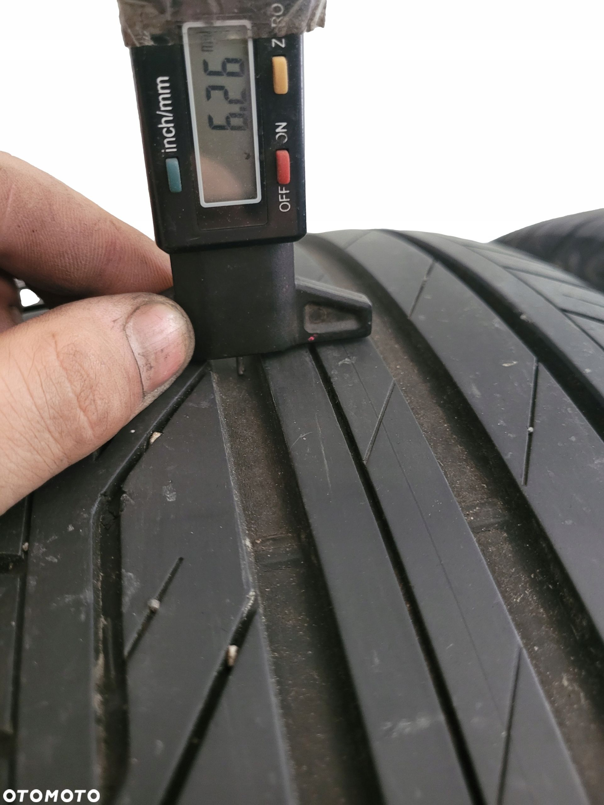 Bridgestone turanza T001 225/50 R18 95W run flat - 3