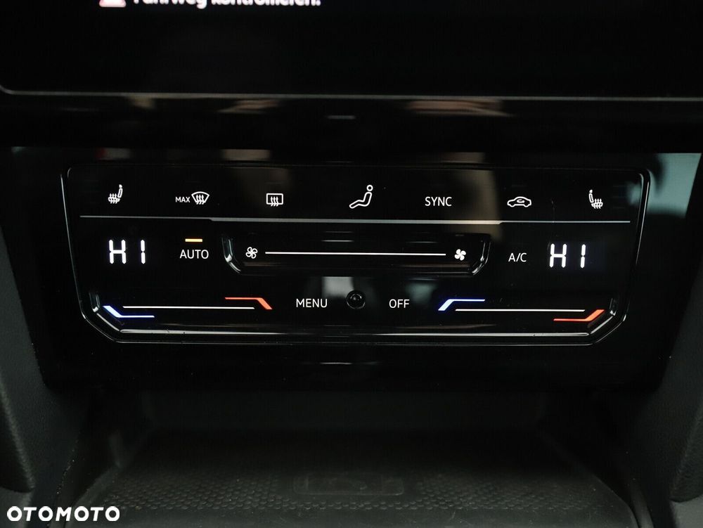 Volkswagen Passat - 16