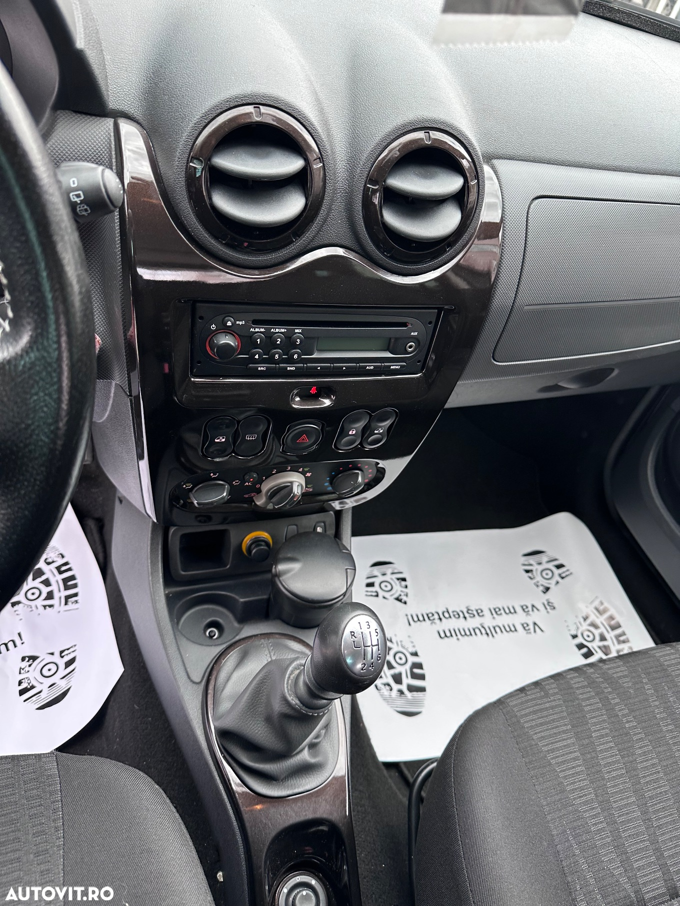 Dacia Duster dCi 110 FAP 4x2 Prestige - 10