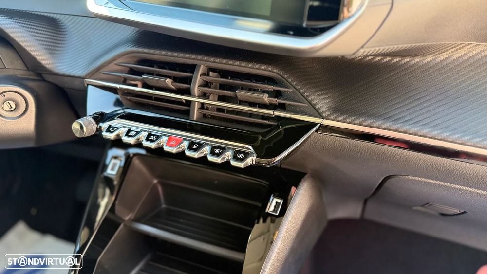 Peugeot 2008 PureTech 130 Active Pack - 19