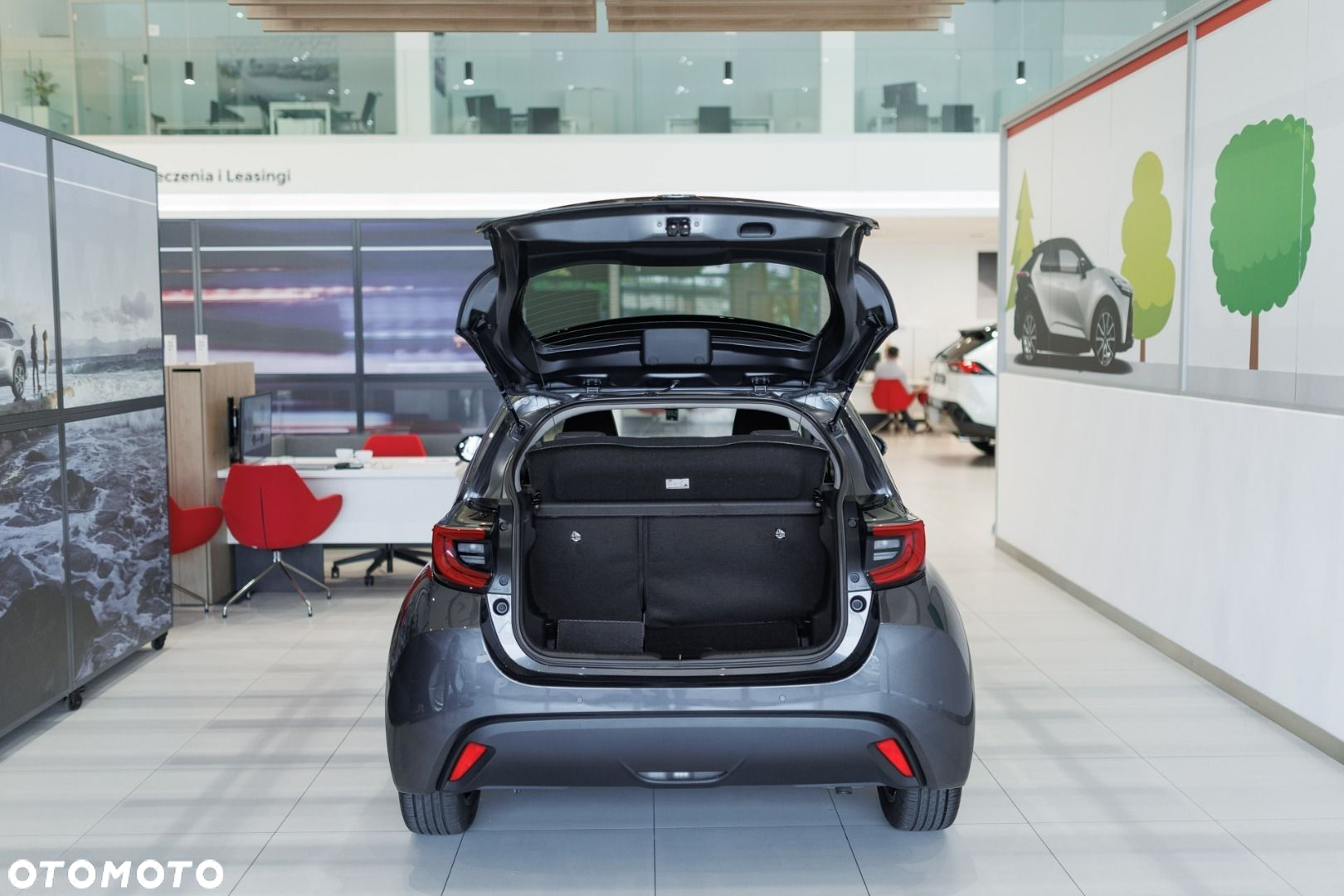 Toyota Yaris - 18