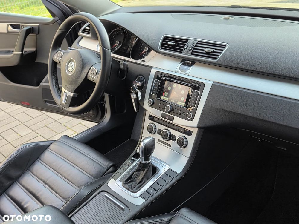 Volkswagen Passat 1.8 TSI DSG Highline - 18