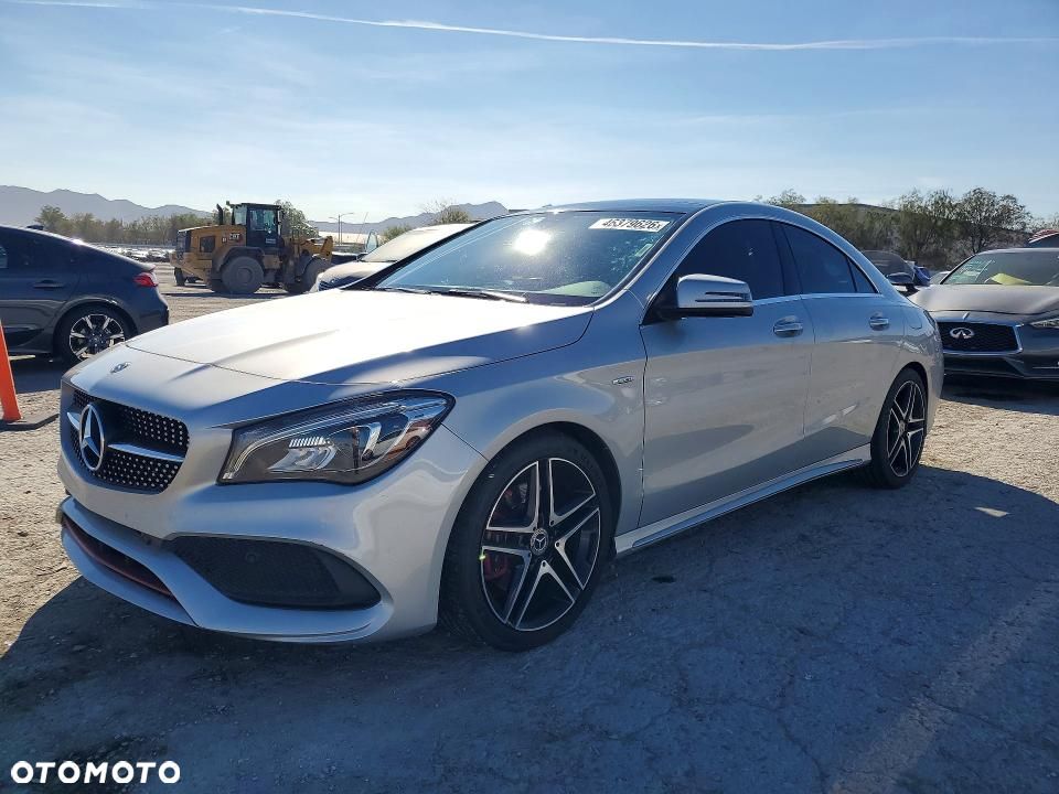 Mercedes-Benz CLA - 2