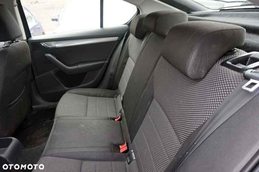 KANAPA TYLNA OCTAVIA III 5E3 LB LIFTBACK  SKODA 2012-2016 - 8