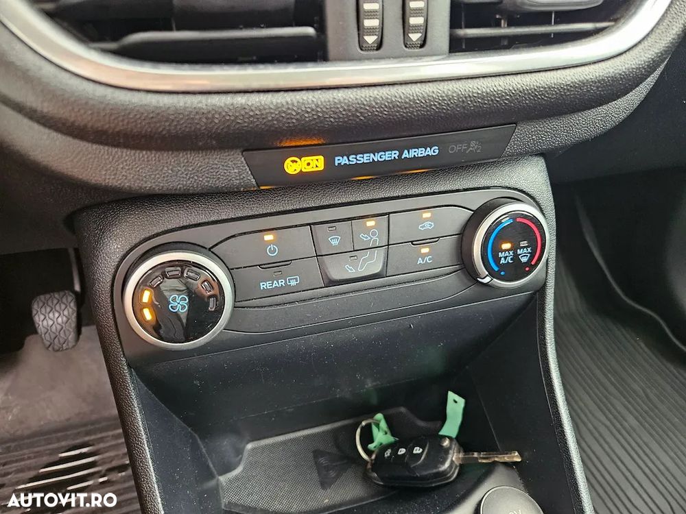 Ford Fiesta 1.1 Trend - 2