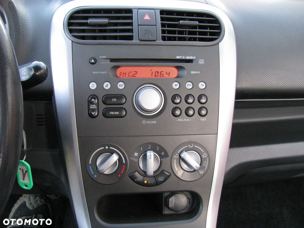 Suzuki Splash 1.2 GLX / Comfort - 11