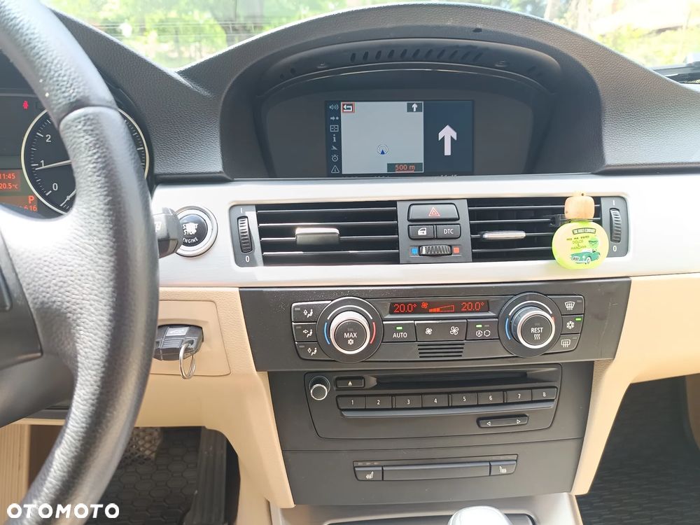 BMW Seria 3 - 16