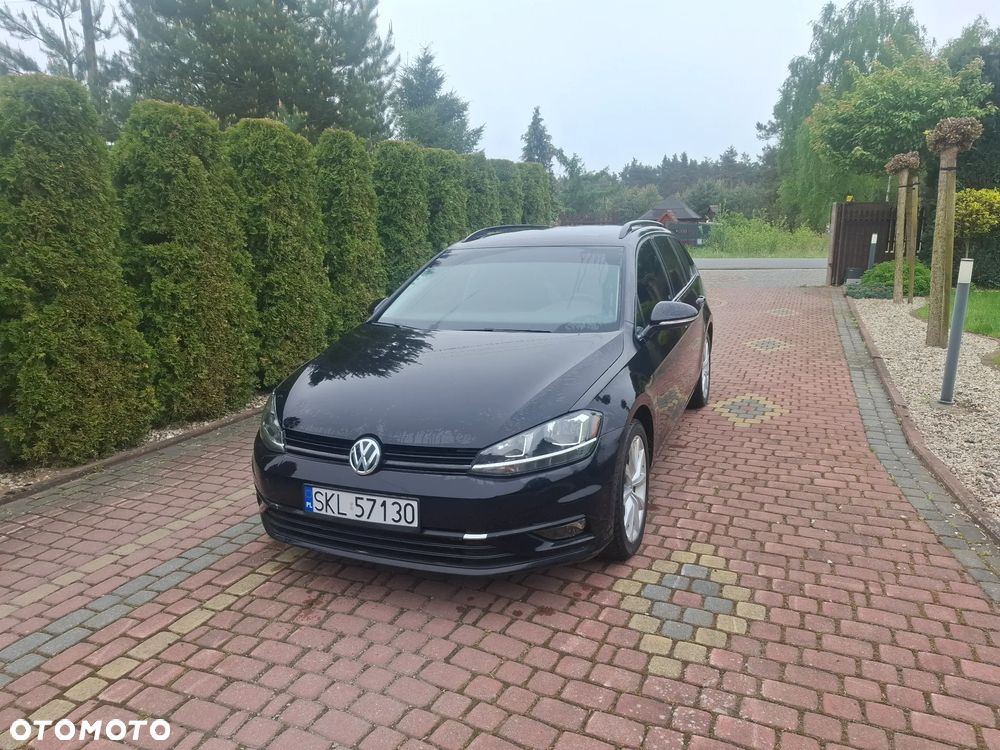 Volkswagen Golf - 2