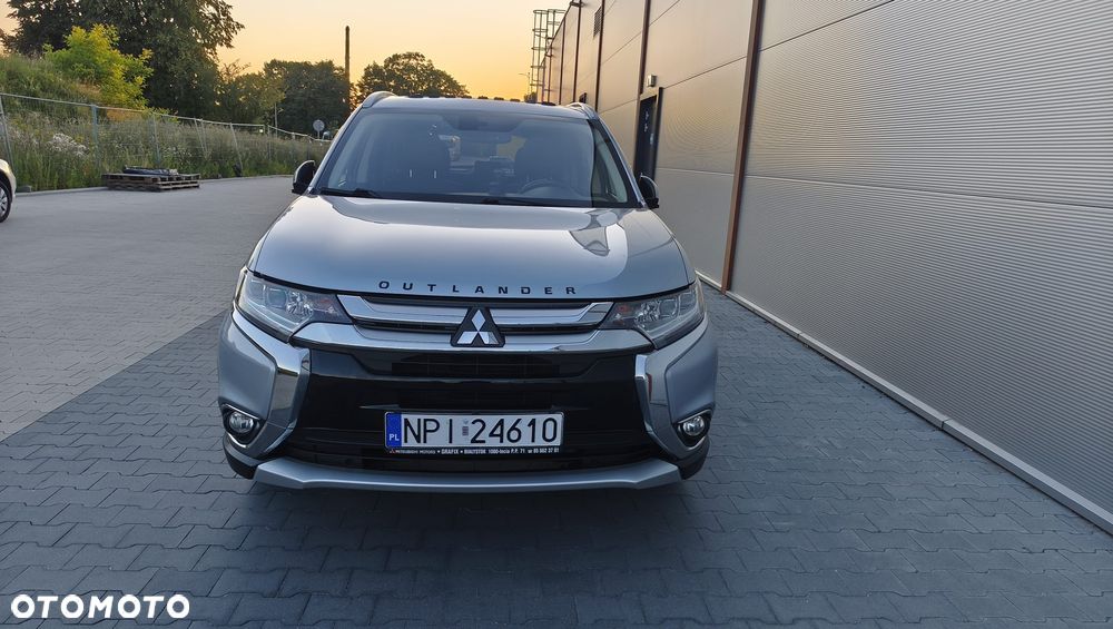 Mitsubishi Outlander - 8