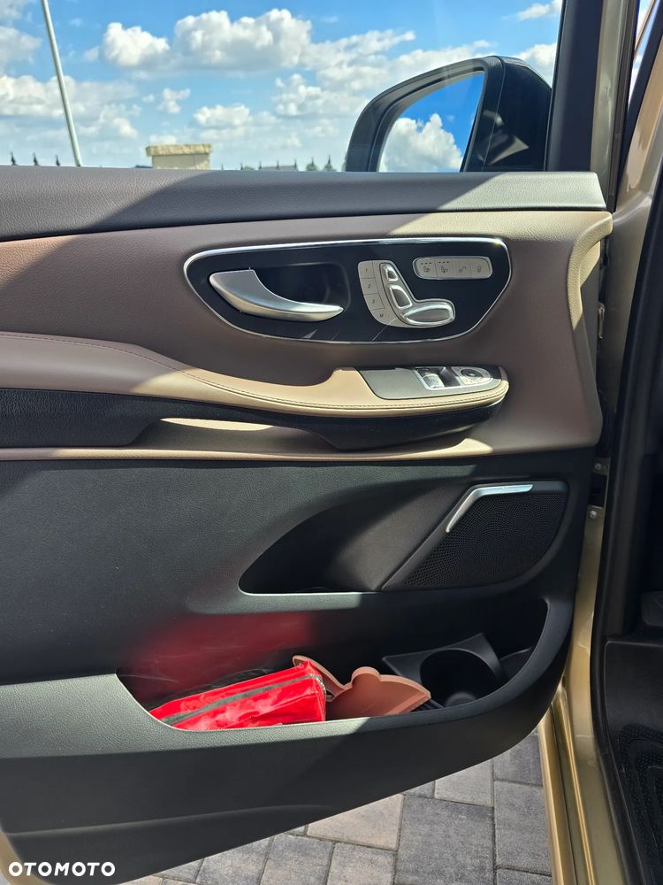 Mercedes-Benz Klasa V 300 d 9G-Tronic Exclusive (ekstra d³) - 14