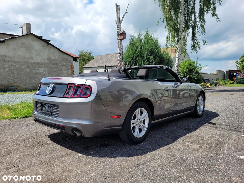 Ford Mustang 3.7 V6 - 3