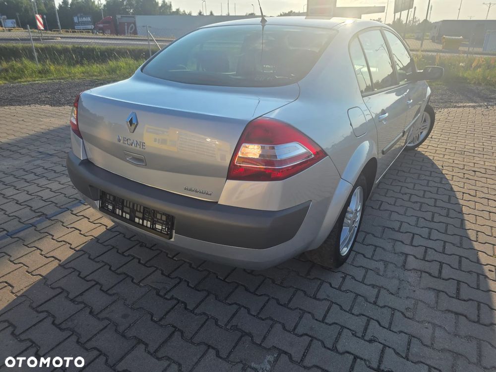 Renault Megane 1.6 16V Confort Dynamique - 12