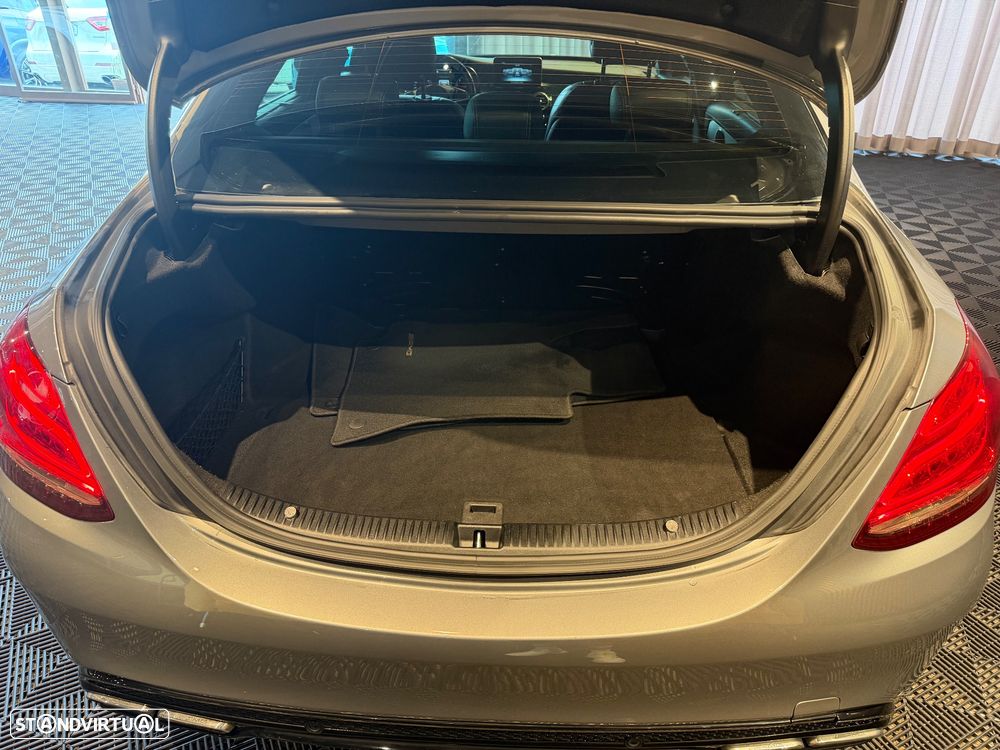 Mercedes-Benz C 180 d AMG Line - 28