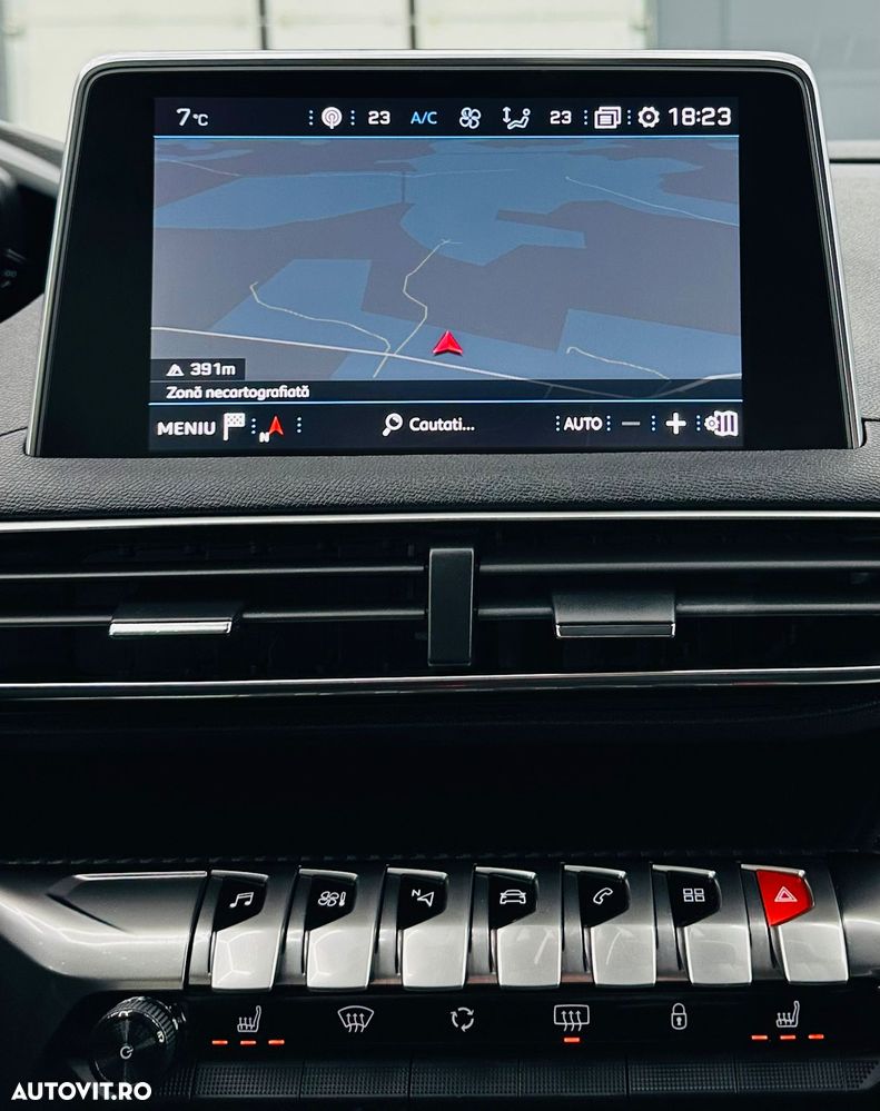 Peugeot 3008 PureTech 130 Stop & Start GPF Allure - 24