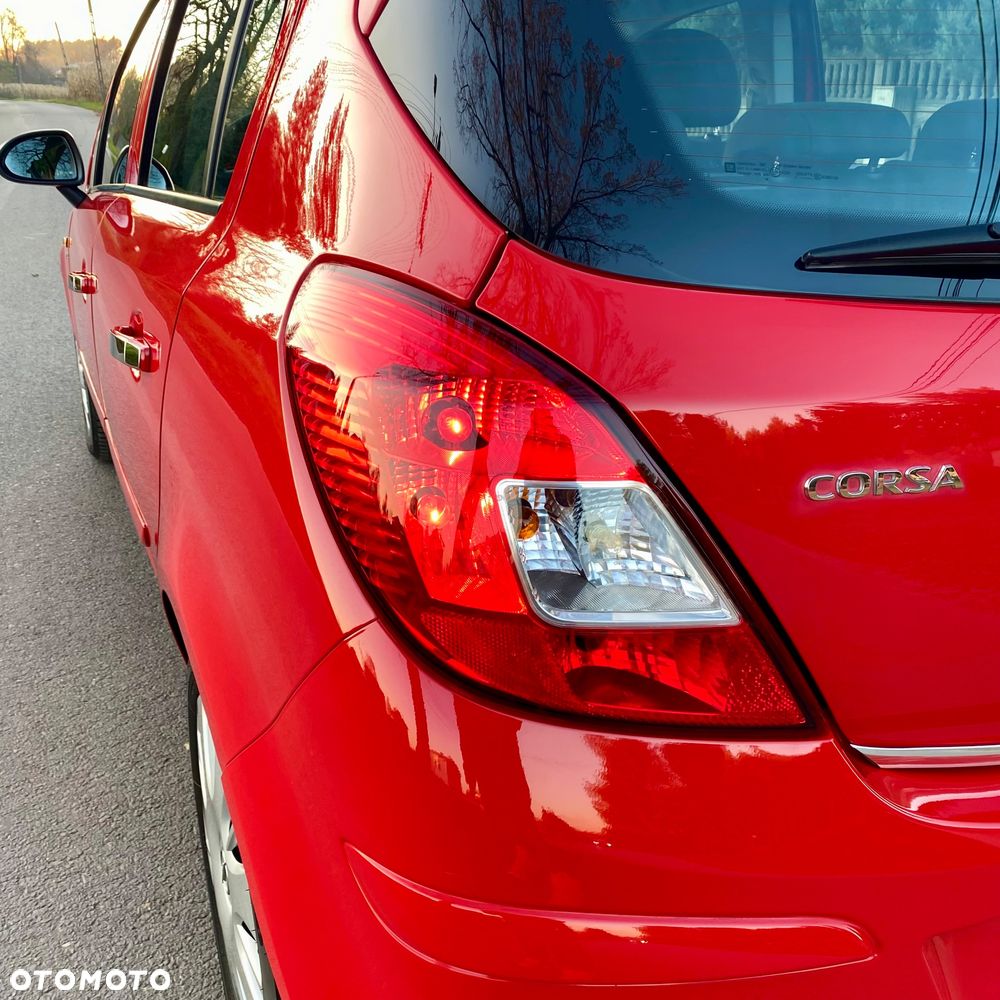 Opel Corsa 1.4 16V Edition - 28