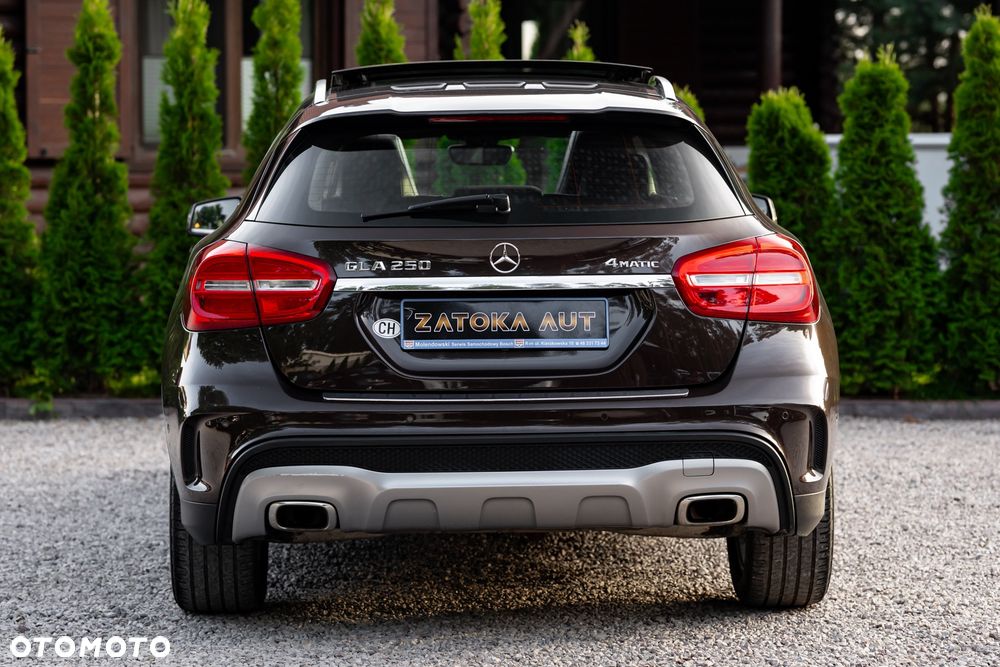 Mercedes-Benz GLA 250 4Matic 7G-DCT AMG Line - 8