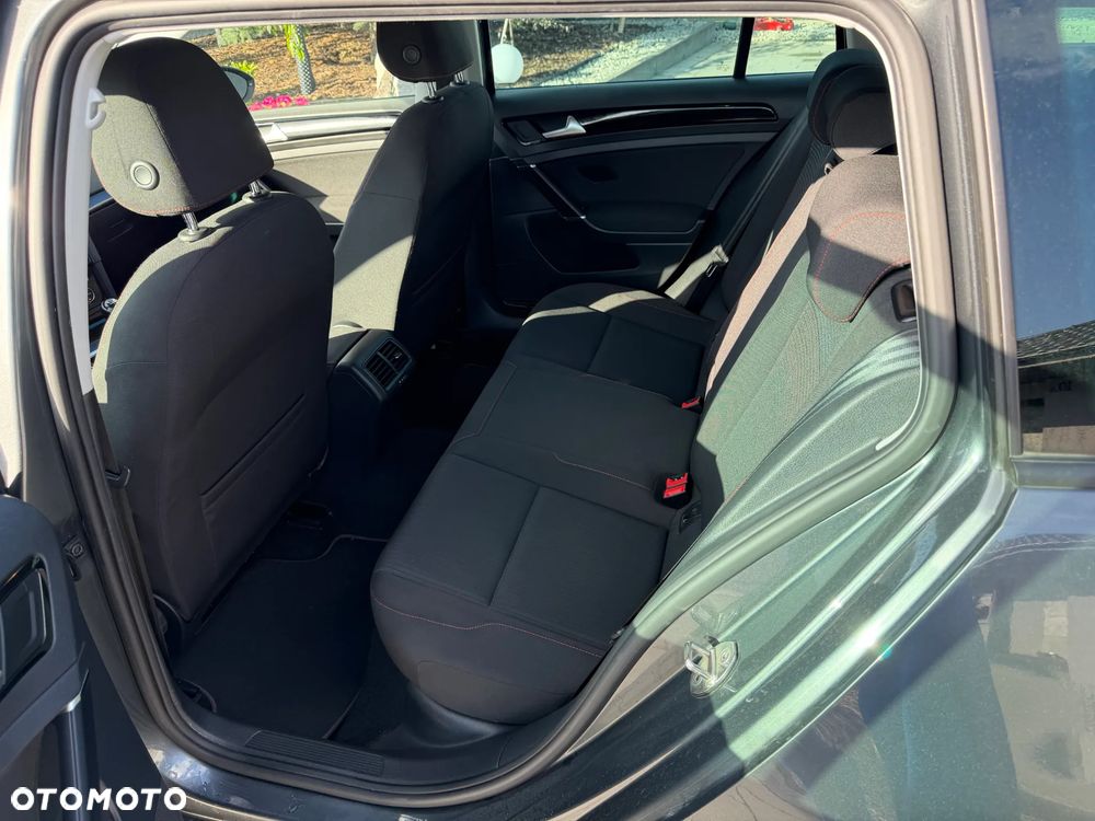 Volkswagen Golf 2.0 TDI (BlueMotion Technology) Comfortline - 11