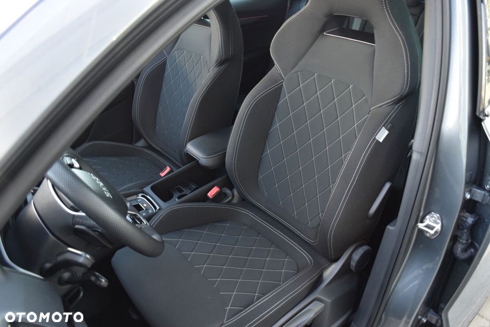 Skoda Karoq 1.5 TSI ACT Sportline DSG - 29