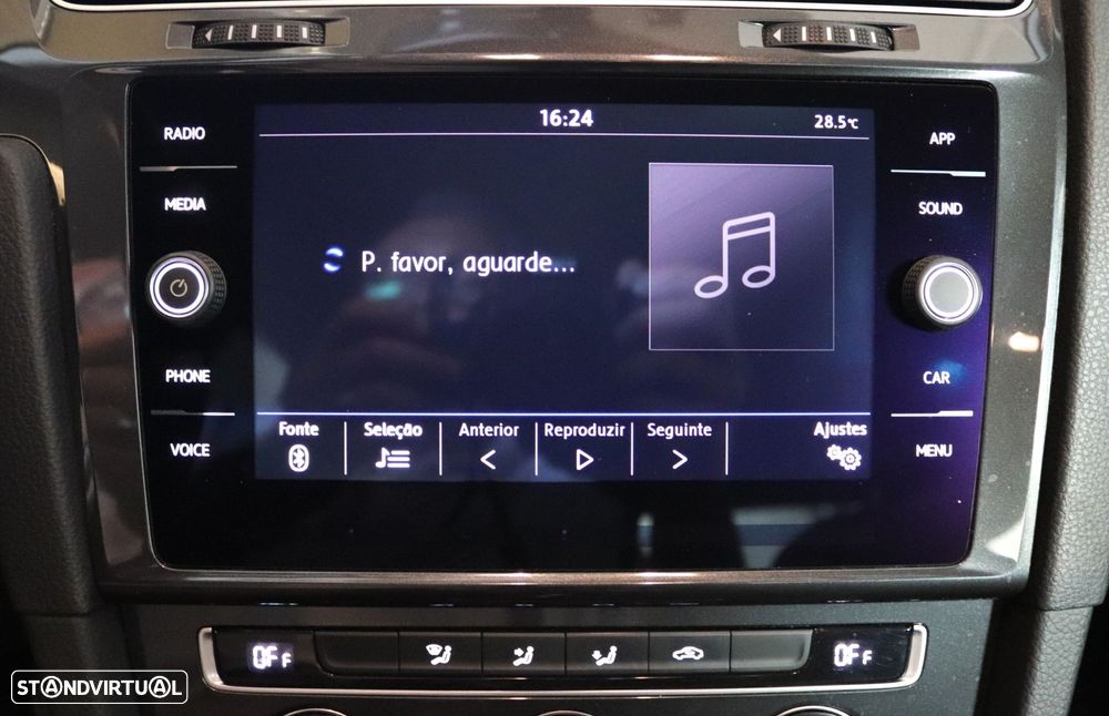 VW Golf 1.0 TSI Trendline Pack - 36