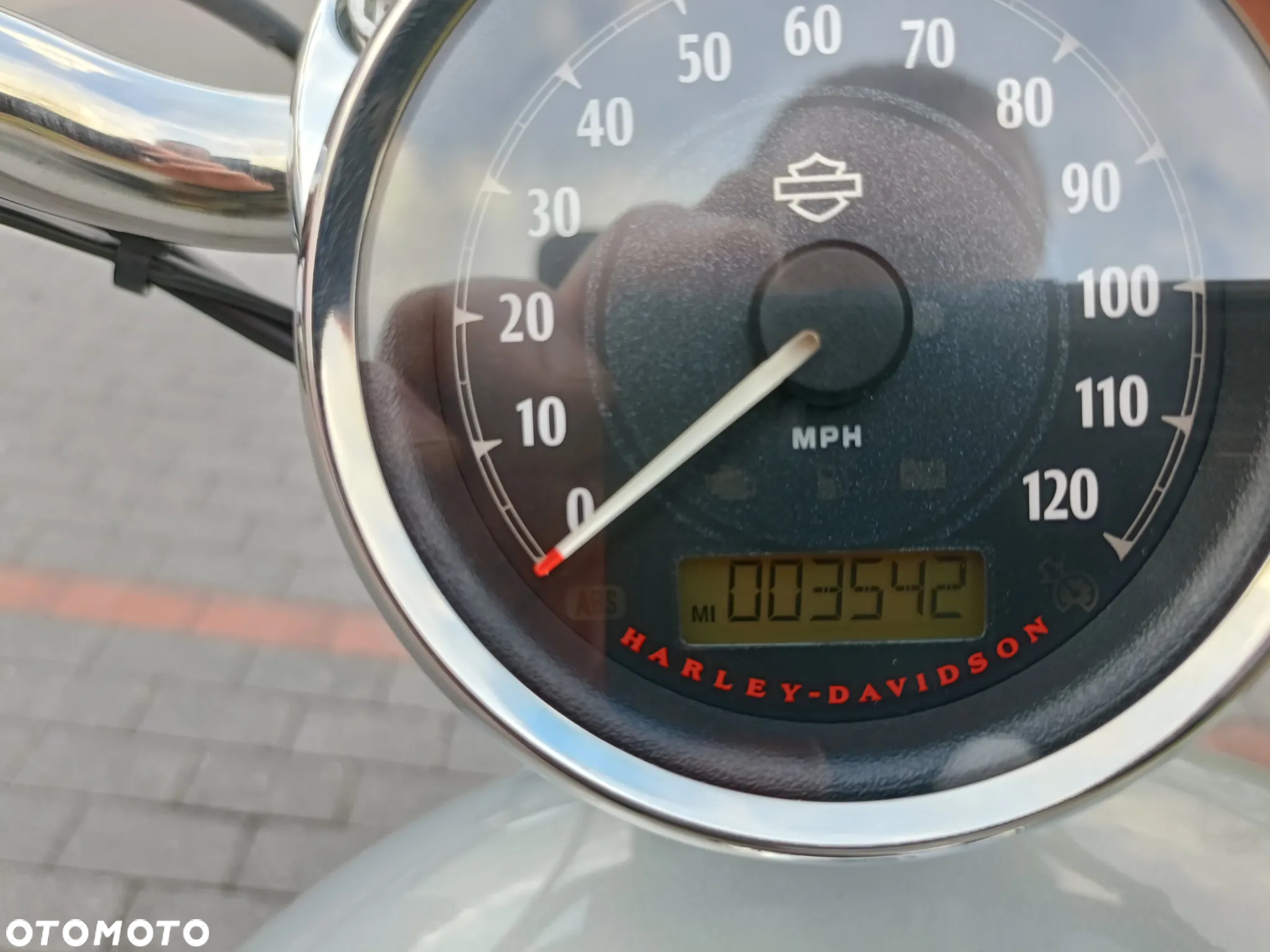 Harley-Davidson Sportster Custom 1200C - 38