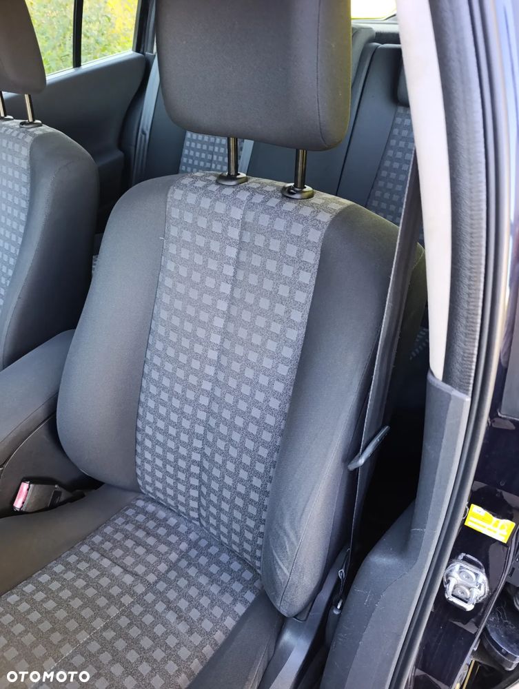 Renault Megane 1.6 Avantage - 13