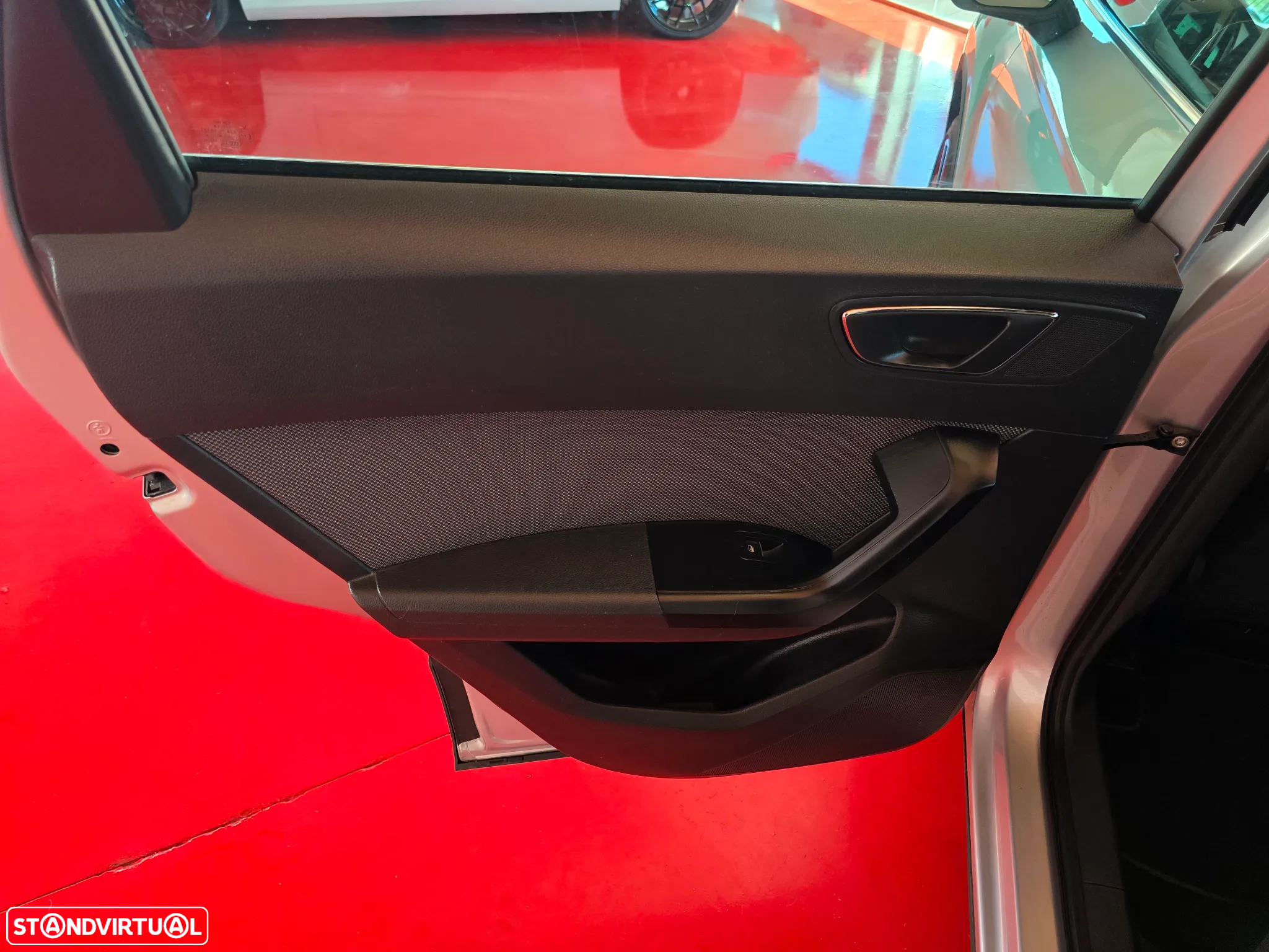 SEAT Ateca 2.0 TDI 4Drive DSG FR BLACK EDITION - 29